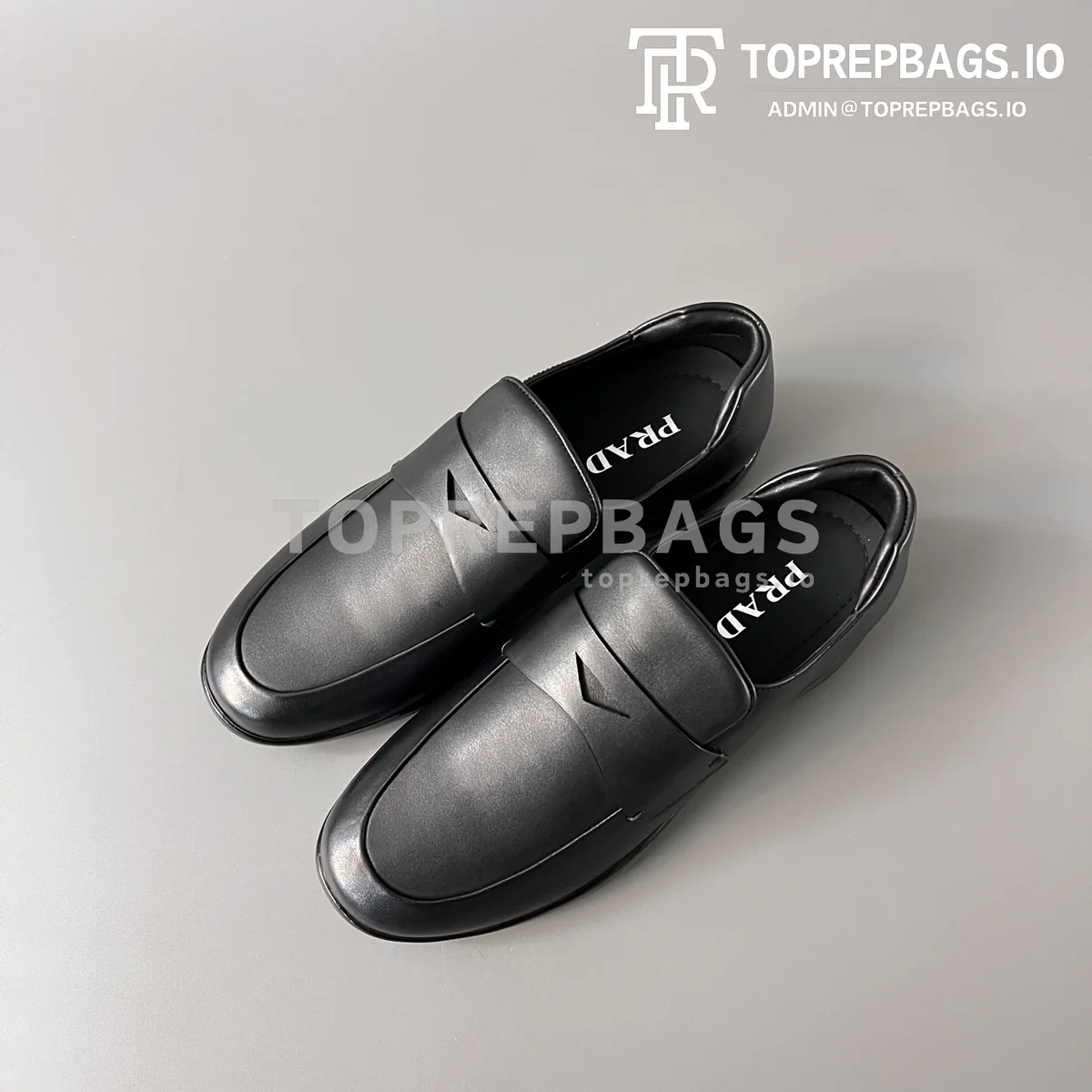 i1769946402223_4202_0_7 Prada Toblach in Black
