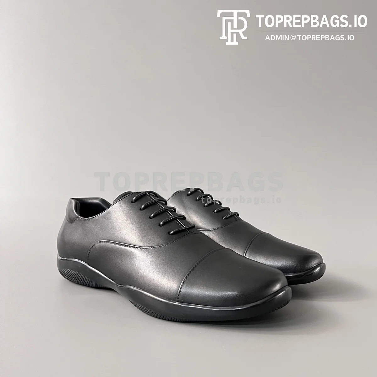 i1769946455945_3963_0_2 Prada Toblach in Black
