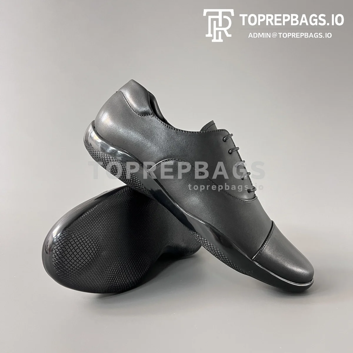 i1769946455955_5732_0_6 Prada Toblach in Black