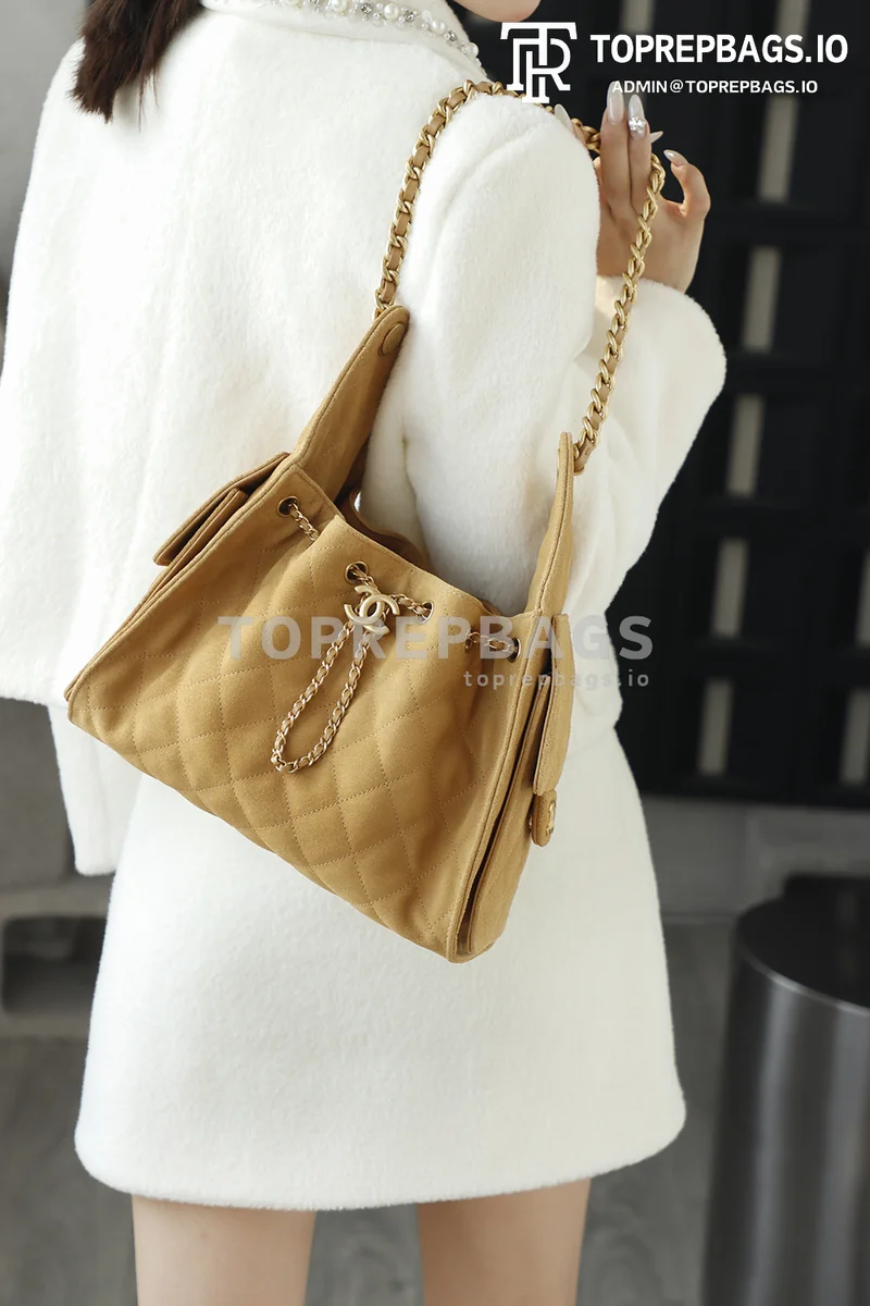 i1770005720972_666_0_8 Chanel 25 Bag Hobo in Yellow
