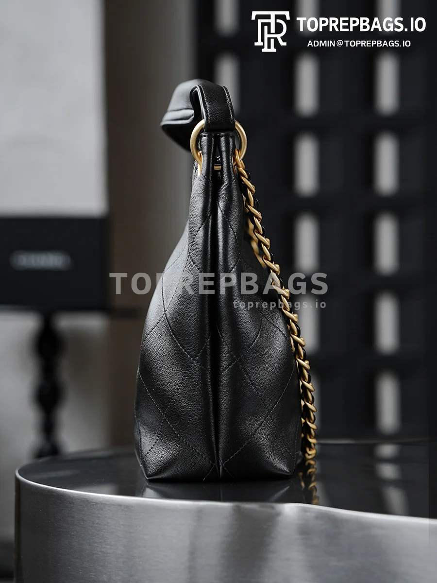 i1770199869252_1303_0_1 Chanel Maxi Hobo in Black
