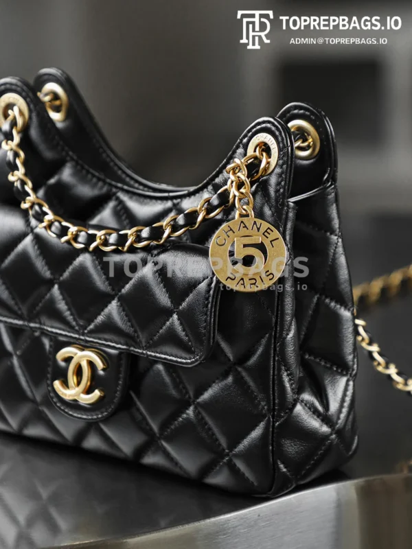 i1770544101904_1884_0_8 Chanel 25 Hobo Small in Black