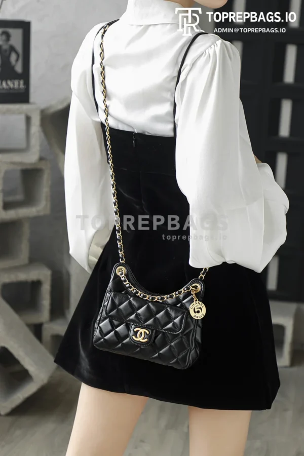 i1770551057676_1487_0_3 Chanel 25 Hobo Small in Black