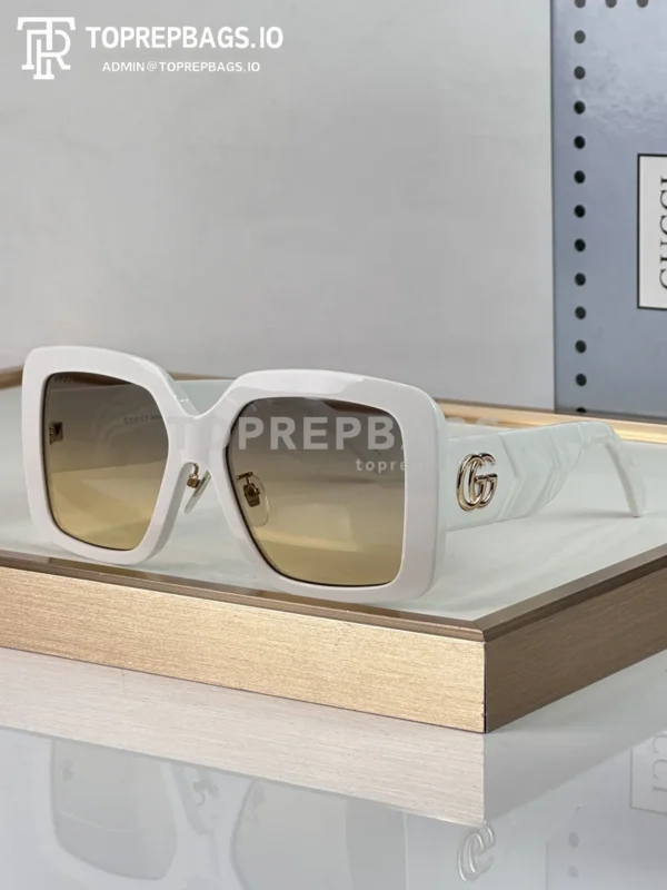 i1774083720019_3985_0_2 Gucci Sunglasses in White