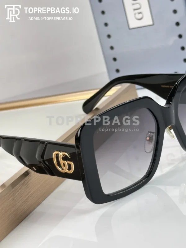 i1774083983292_9720_0_7 Gucci Sunglasses in Black