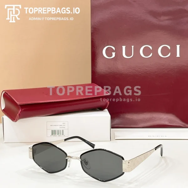 i1774178075751_9955_0_1 Gucci GG2032SK Sunglasses in Green