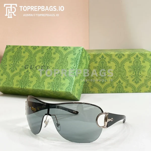 i1774510194568_5502_0_0 Gucci GG2174S Sunglasses in Black