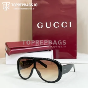 i1774944974756_782_0_0 Gucci GG2164S Sunglasses in Black