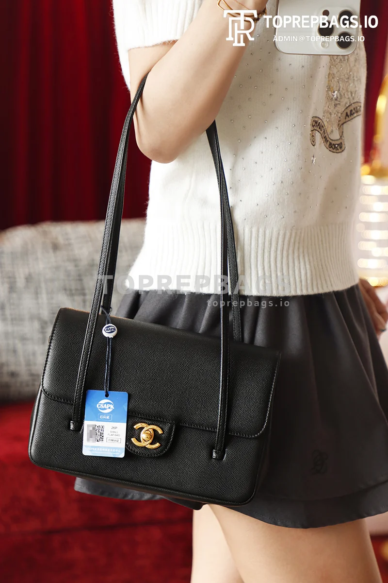 i1775111838392_1921_0_6 Chanel Preppy Coco in Black