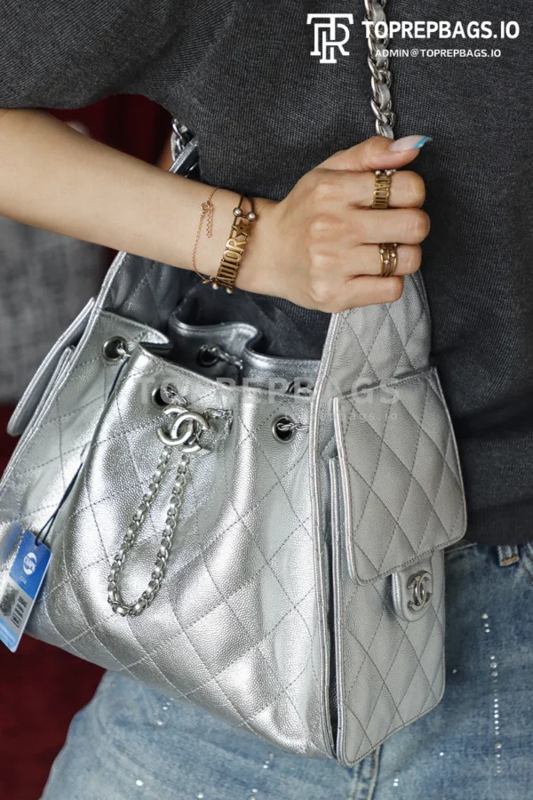 i1775210859517_4970_0_0 Chanel 25 Bag Small Hobo Grained Leather Silver-tone Hardware detailed product image