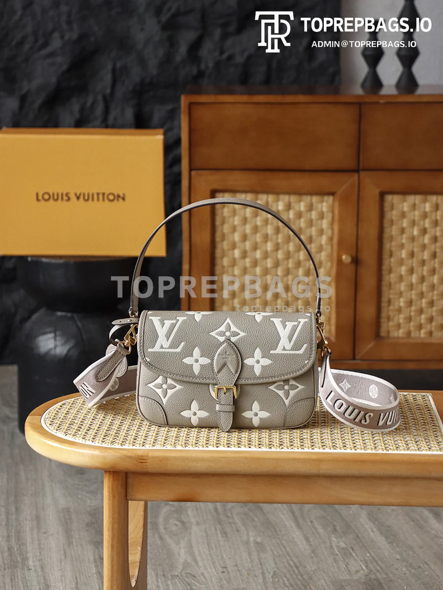 i1775627071295_9025_0_4 Louis Vuitton Diane in Taupe