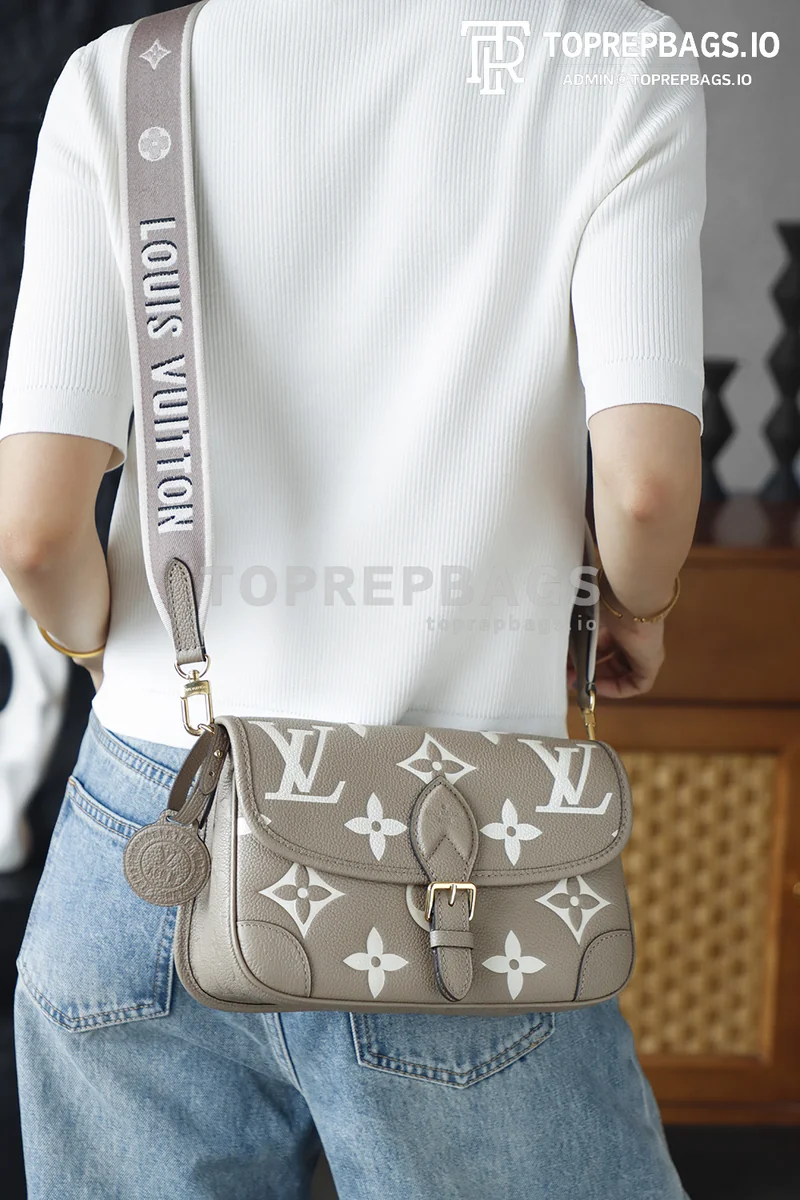 i1775627788124_5511_0_3 Louis Vuitton Diane in Taupe