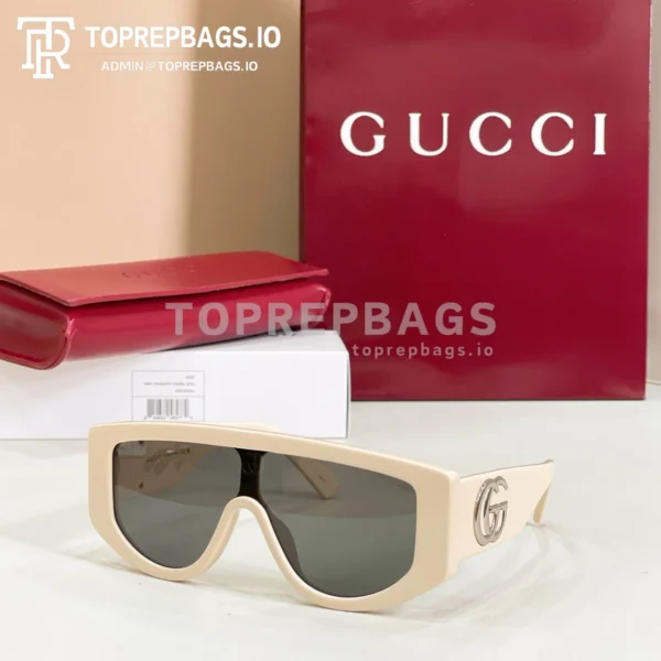 i1775801907640_8437_0_5 Gucci GG1950S Sunglasses in Black