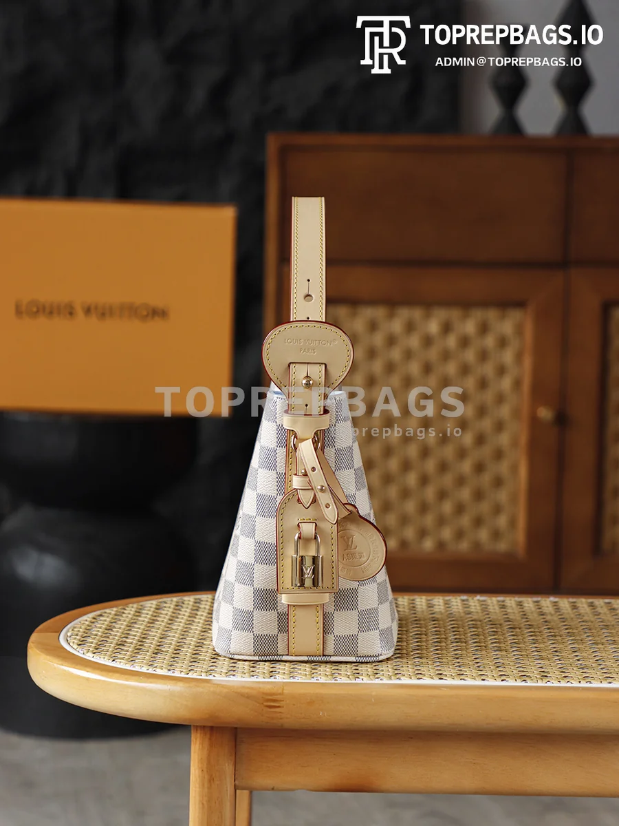 i1775814698423_2086_0_2 Louis Vuitton All In BB in White