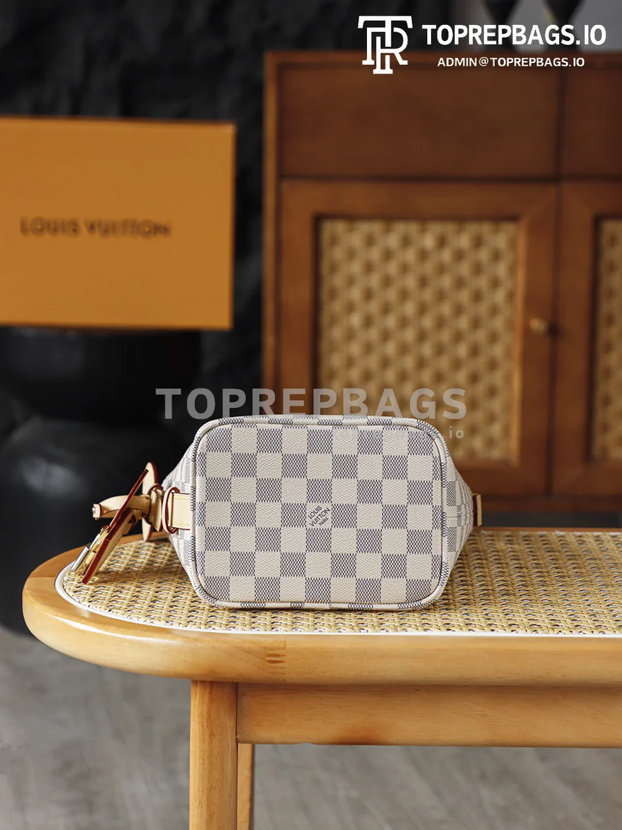 i1775814698458_3192_0_4 Louis Vuitton All In BB in White