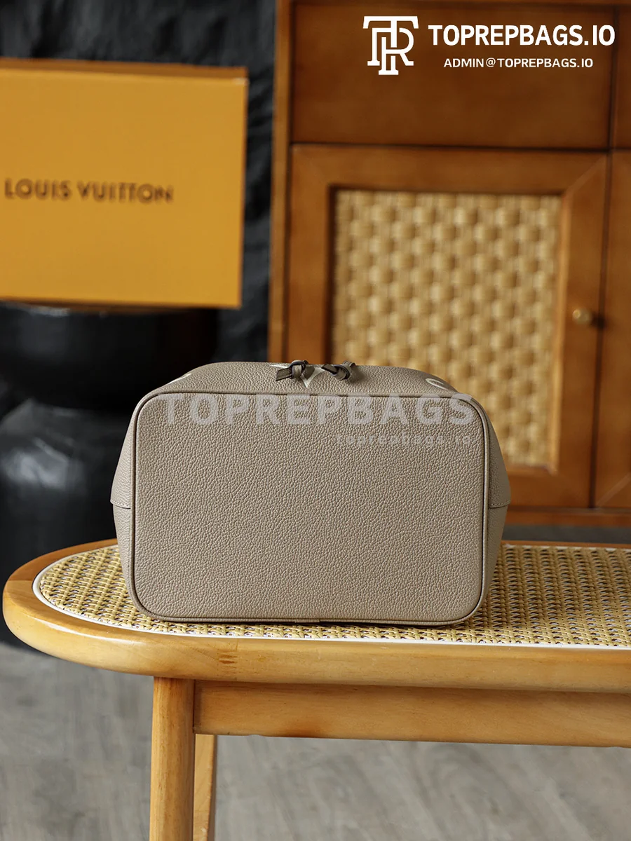 i1776158536382_2674_0_5 Louis Vuitton NeoNoe Bucket in Taupe