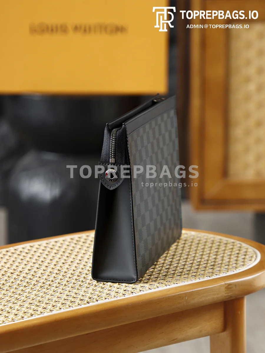 i1776829439773_1442_0_5 Louis Vuitton Pochette Voyage in Black