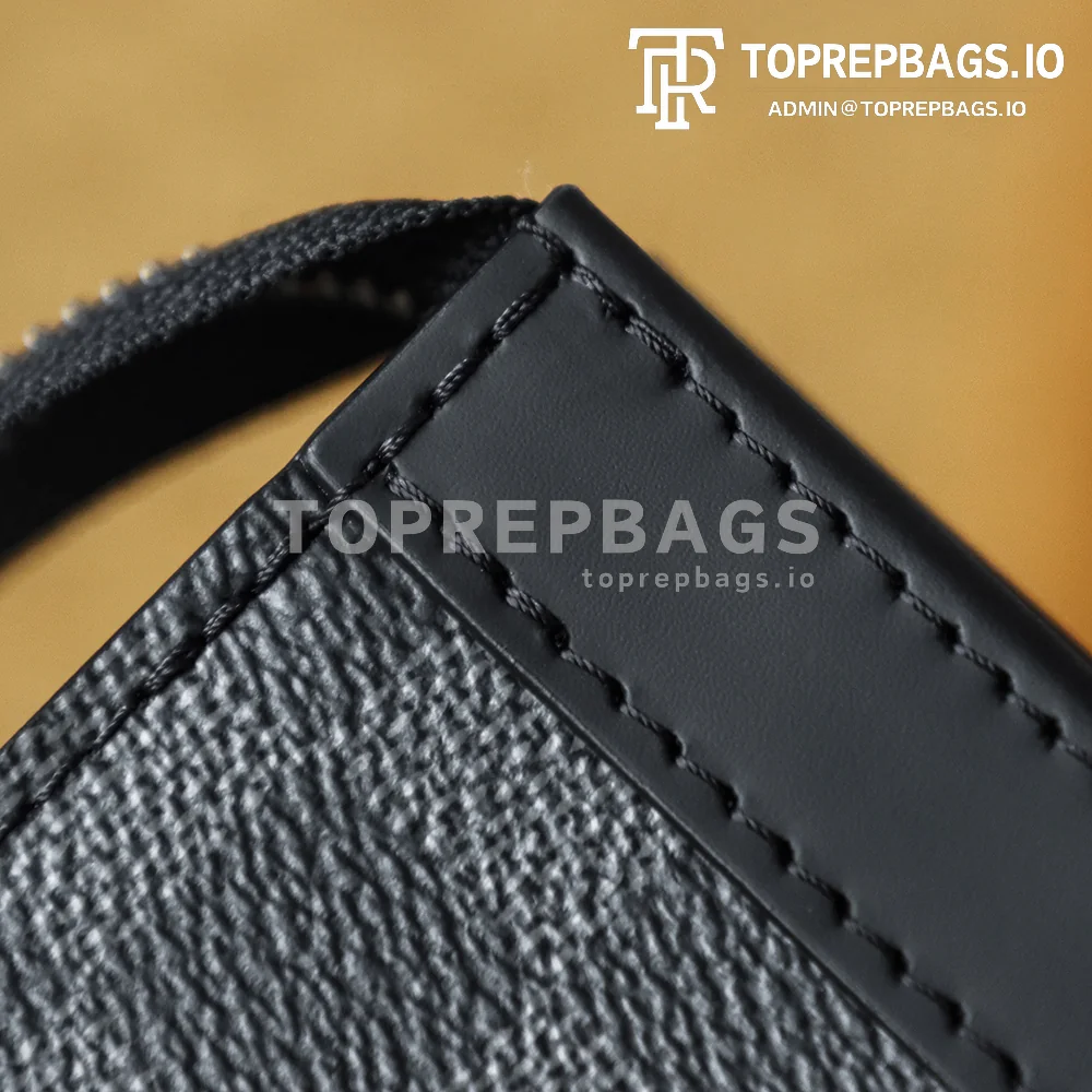 i1776829527205_4496_0_6 Louis Vuitton Pochette Voyage in Black
