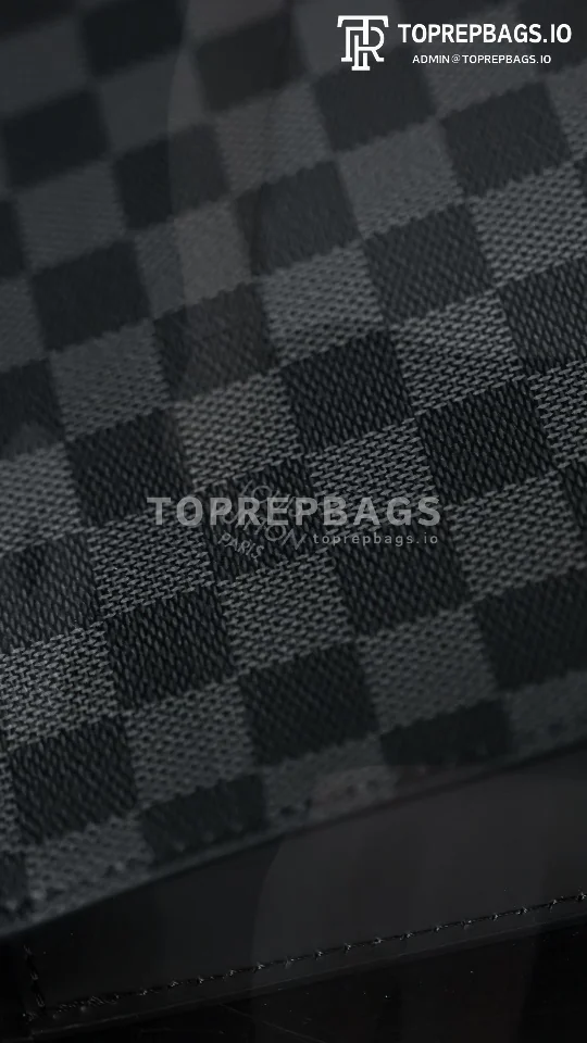 i1776830030613_5121_0_0 Louis Vuitton Pochette Voyage in Black