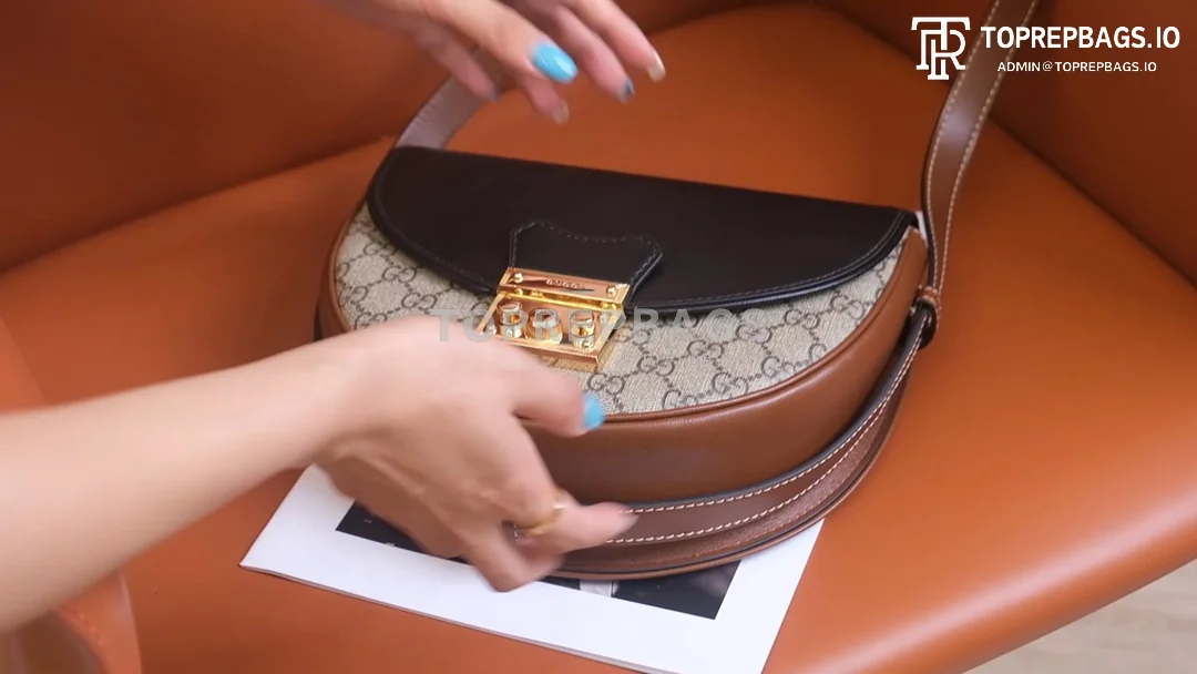 o1623394208_5114 Gucci Padlock in Beige
