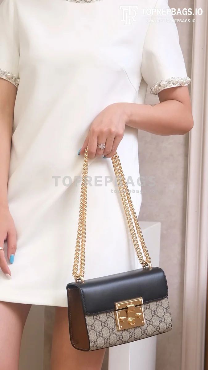 o1623406544_9050 Gucci Padlock Small in Beige