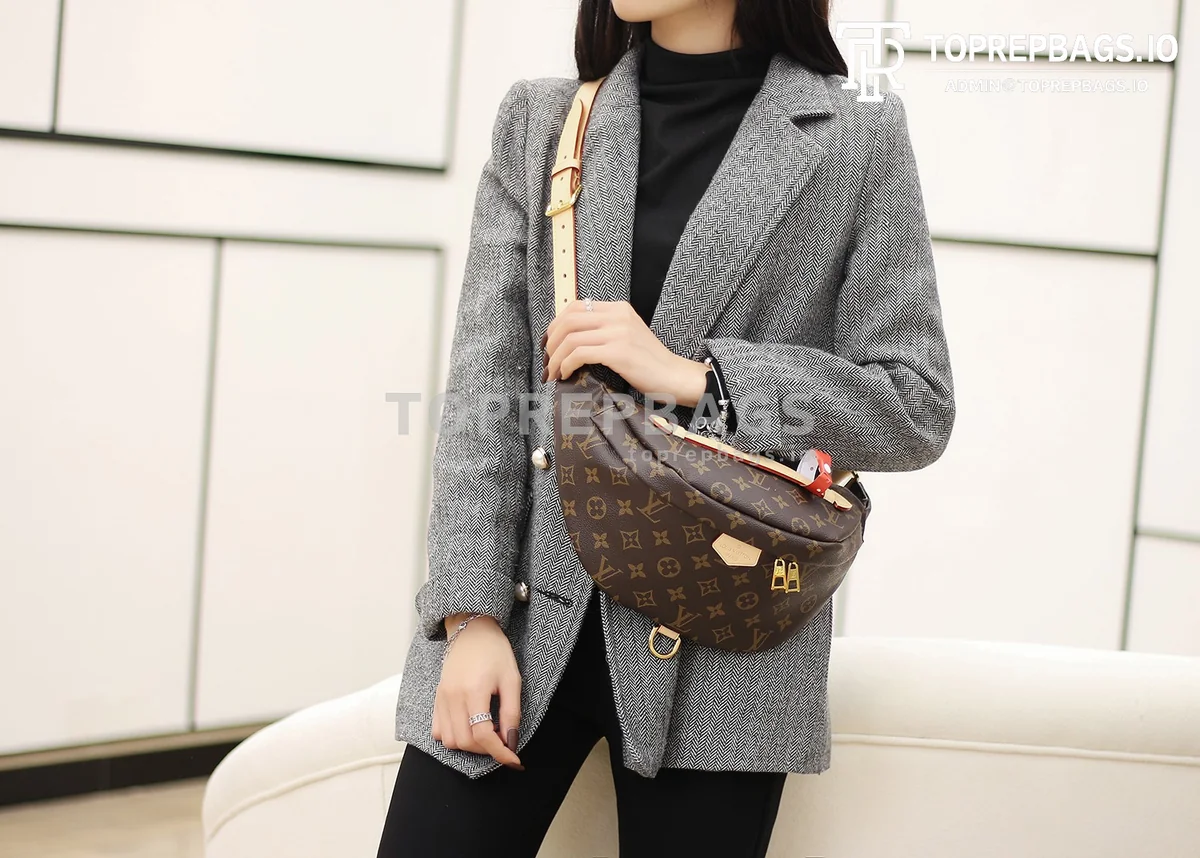 a1611138148321_0403 Louis Vuitton Bumbag in Brown