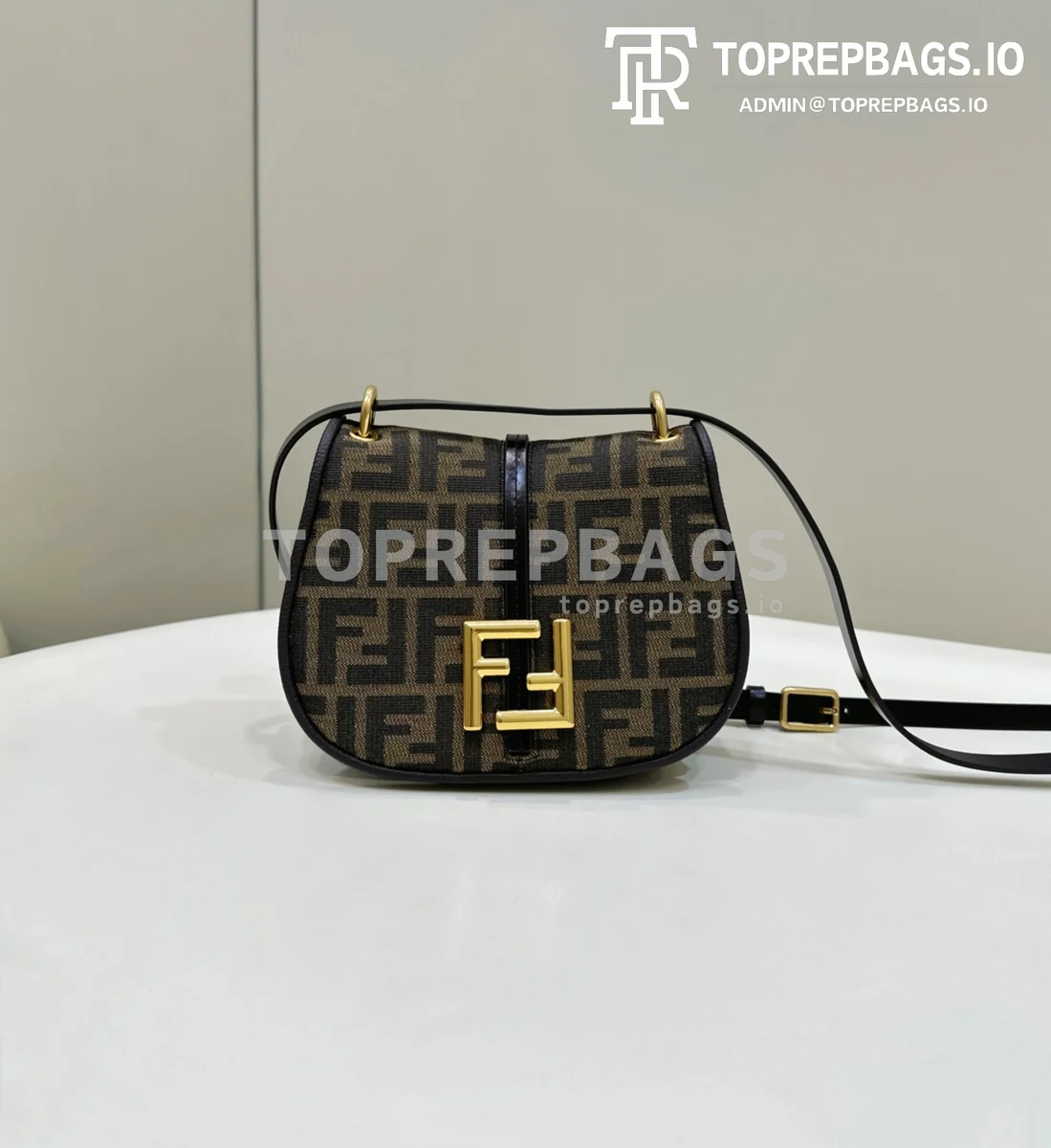 a1690562873461_0344 Fendi C'mon in Brown