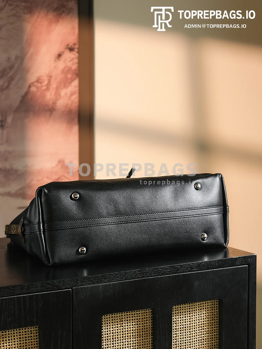 a1717676328401_6120 Louis Vuitton CarryAll in Black