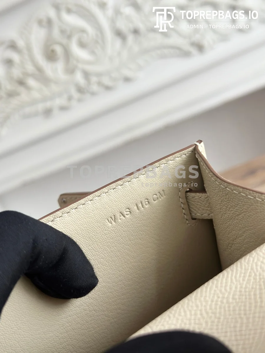 a1728630266411_3887 Hermes Kelly in White