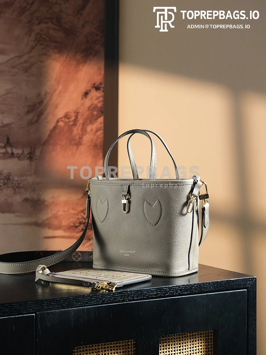 a1735119926111_7735 Louis Vuitton Neverfull in Brown