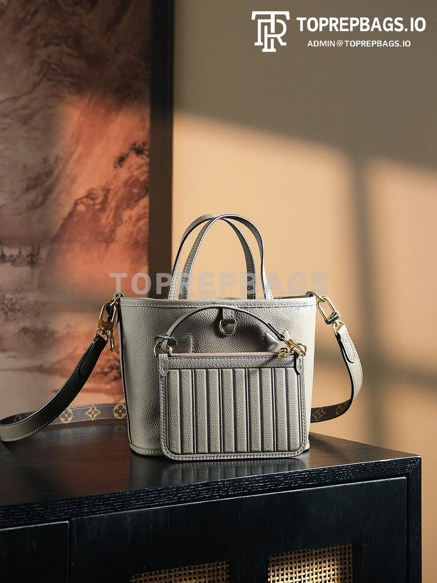 a1735119930927_4046 Louis Vuitton Neverfull in Brown