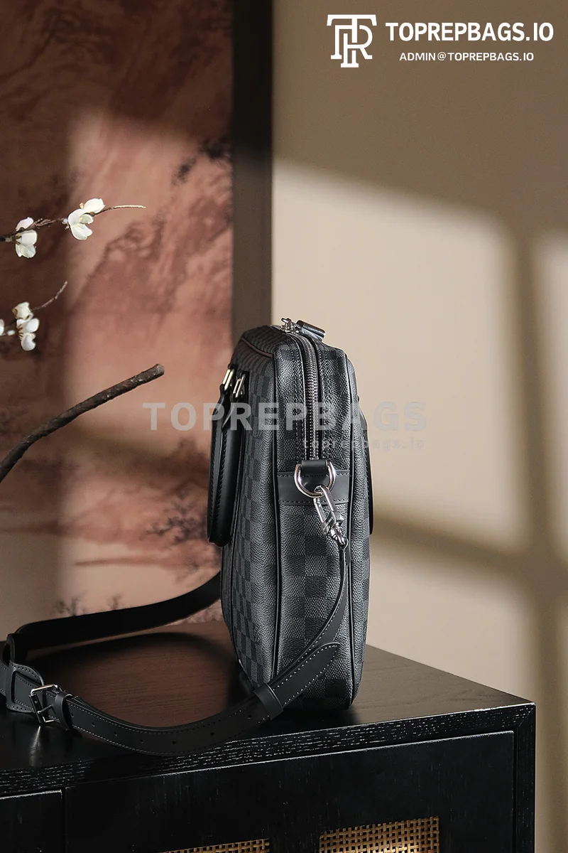 a1742555809393_3747 Louis Vuitton Porte Documents Voyage in Black
