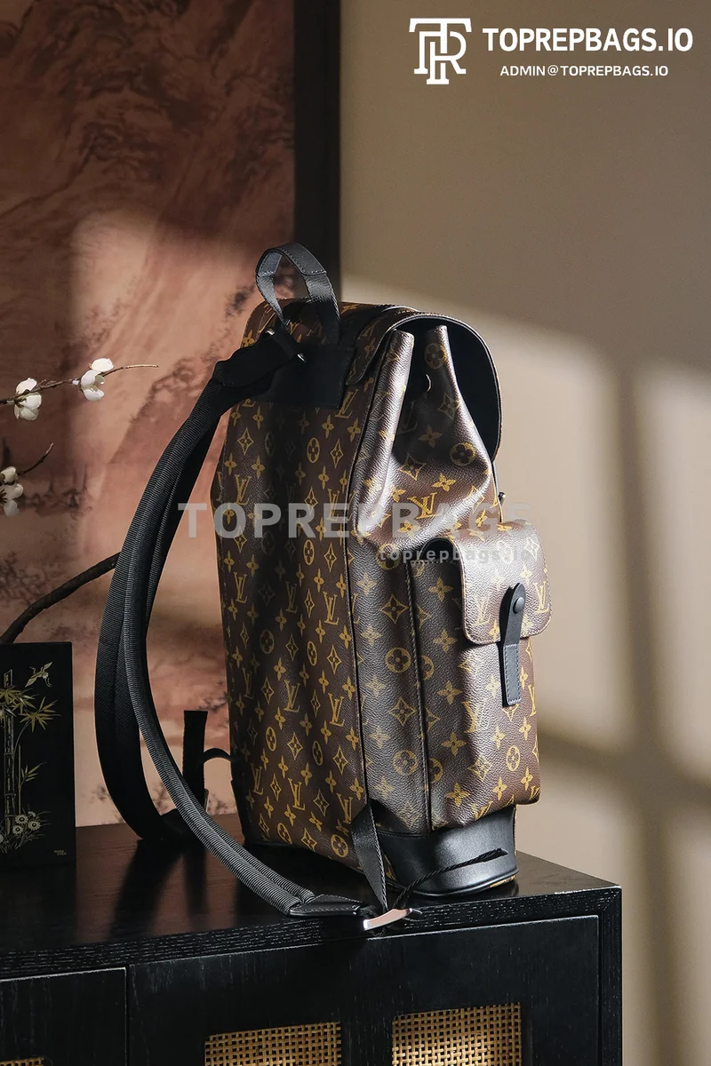 a1742894910226_0166 Louis Vuitton Christopher in Brown