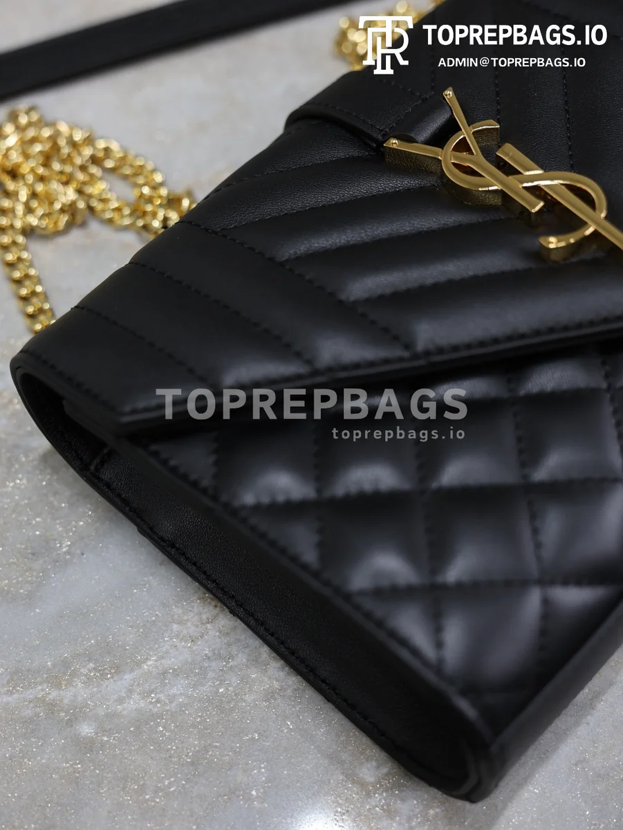 cmp_i1746262048440_1430_0_6 YSL Envelope Small in Black