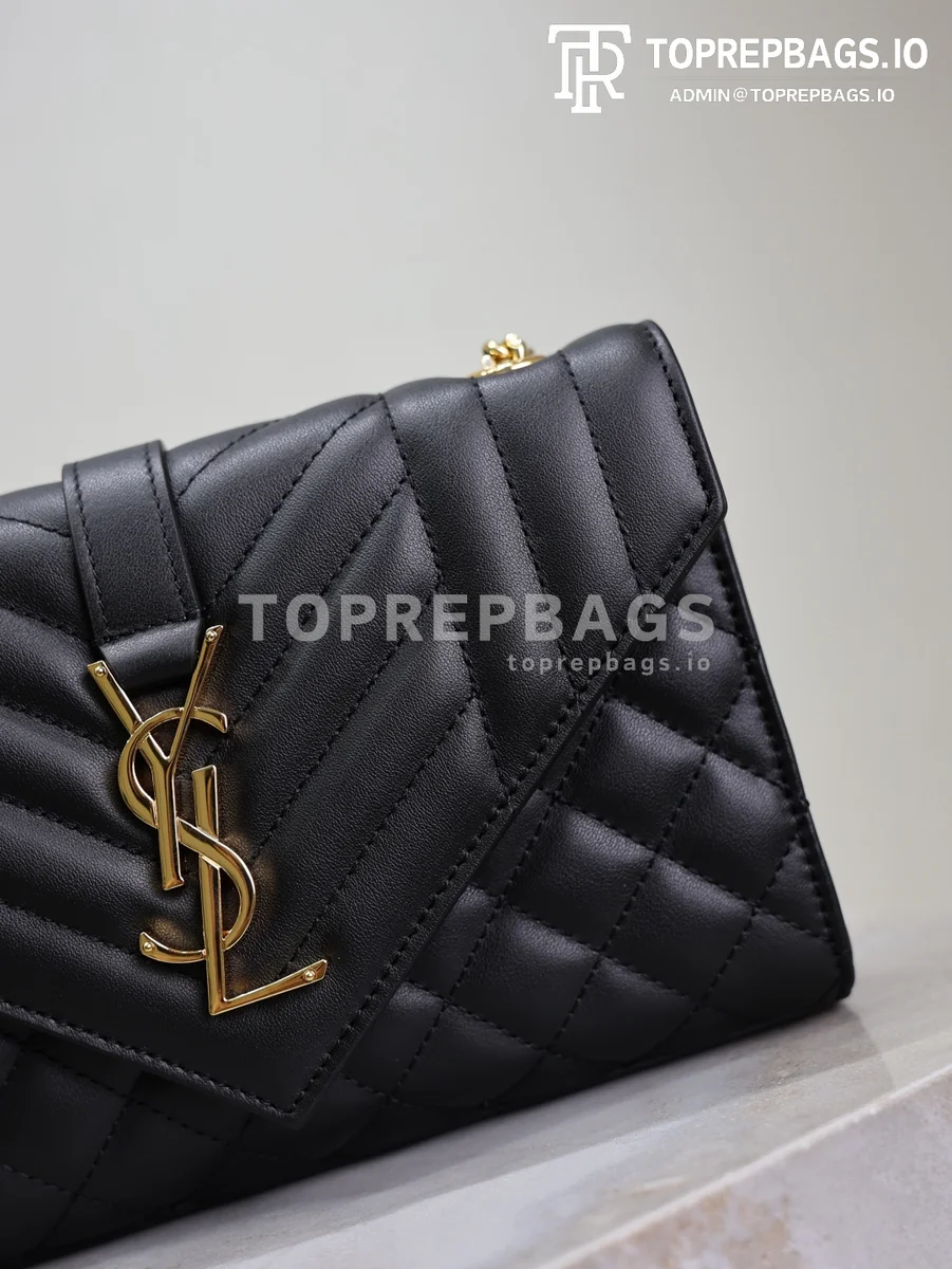 cmp_i1746262051188_4249_0_2 YSL Envelope Small in Black