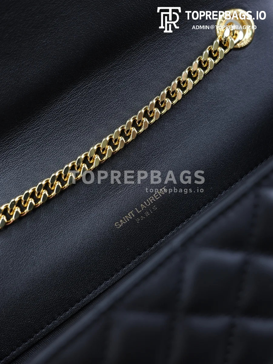 cmp_i1746262095763_8593_0_4 YSL Envelope Small in Black