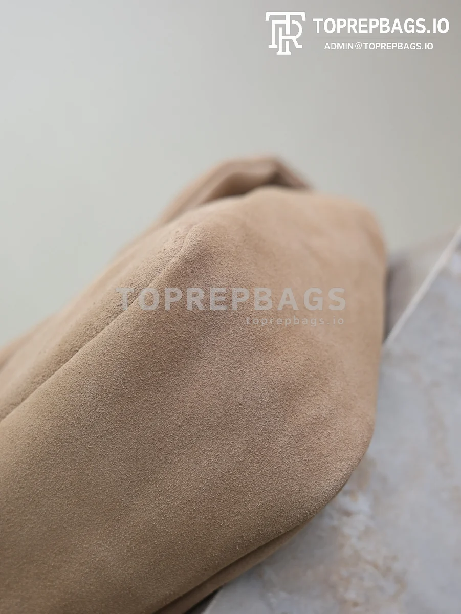 cmp_i1752302910838_1352_0_3 YSL Calypso in Taupe