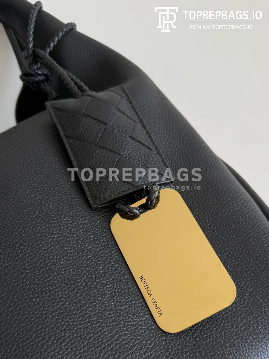 cmp_i1756718586625_2450_0_8 Bottega Veneta Campana in Grey