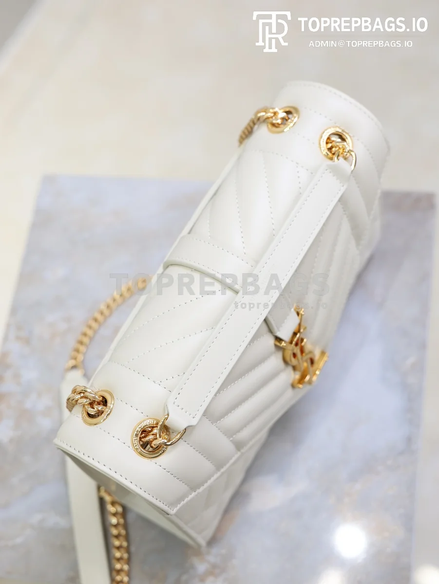 cmp_i1761556589871_5229_0_4 YSL Envelope Medium in White