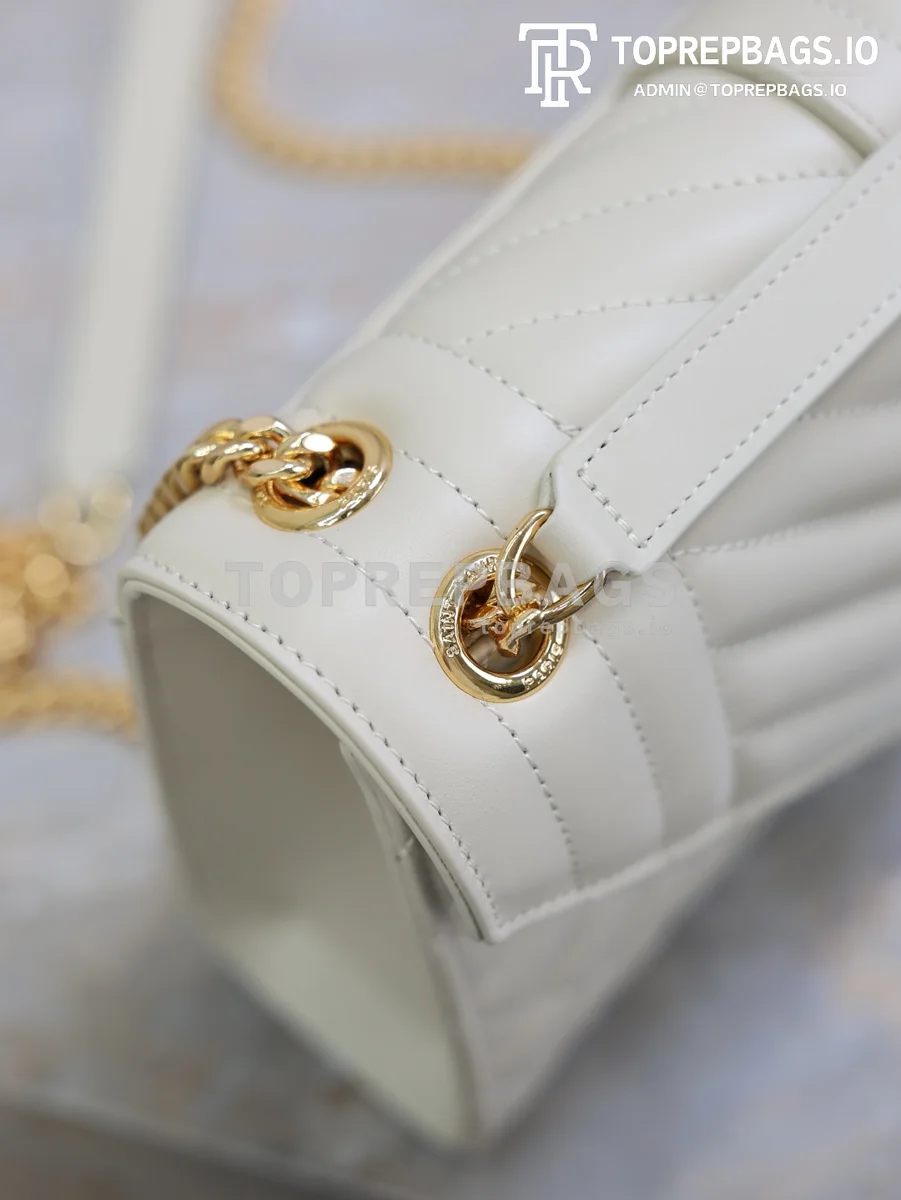 cmp_i1761556677213_8303_0_3 YSL Envelope Medium in White