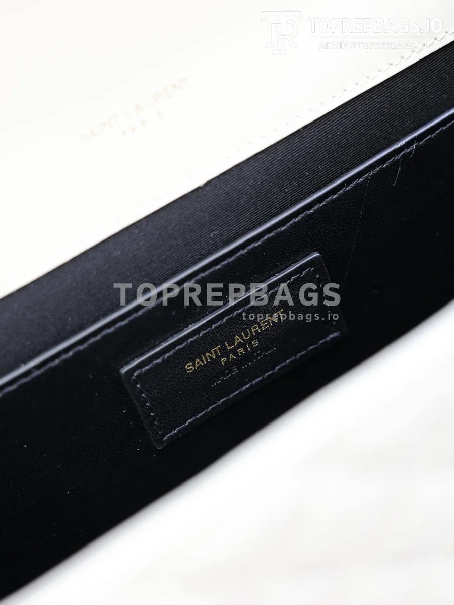 cmp_i1761556677241_6838_0_8 YSL Envelope Medium in White