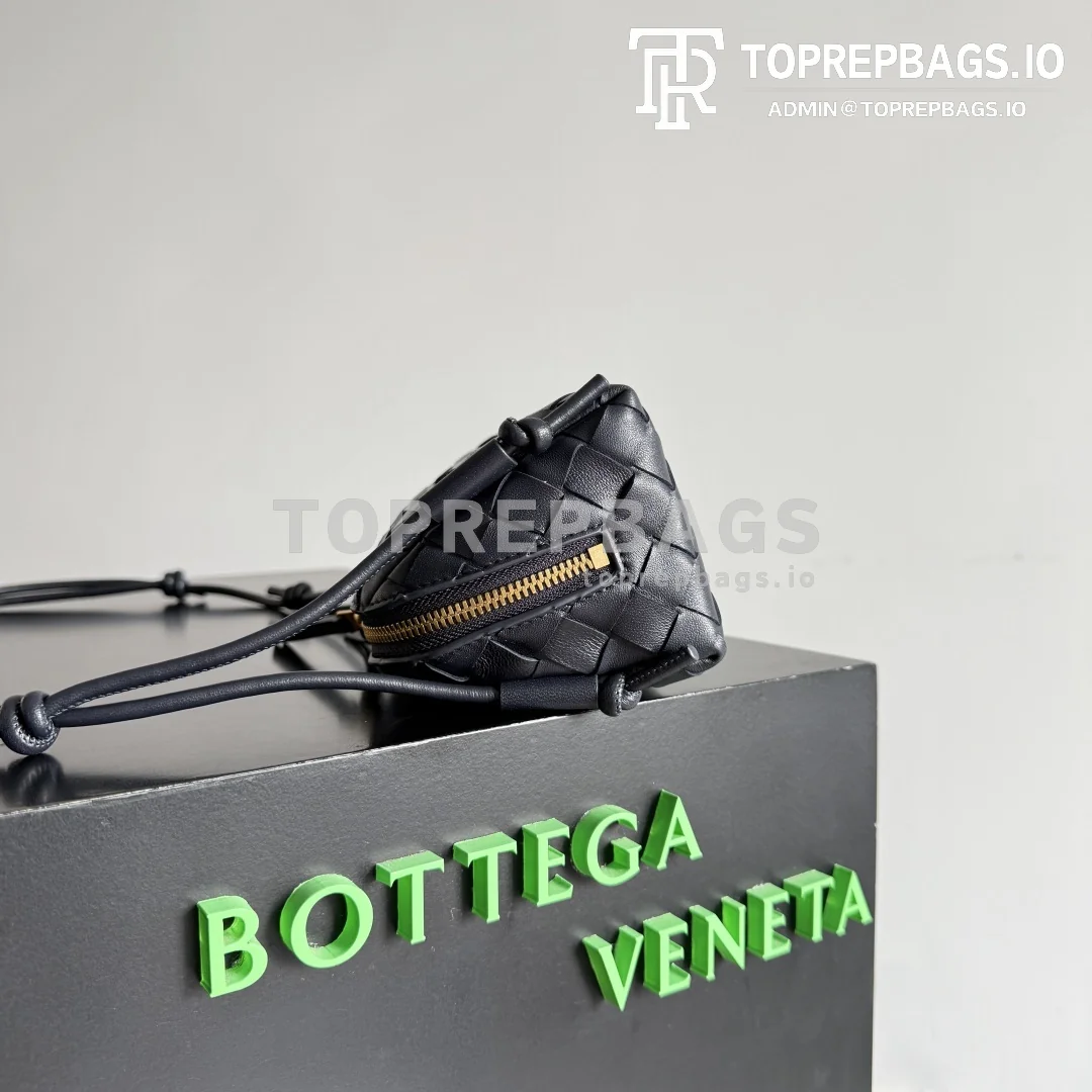 cmp_i1765099607221_5410_0_1 Bottega Veneta Concert Pouch Mini in Black