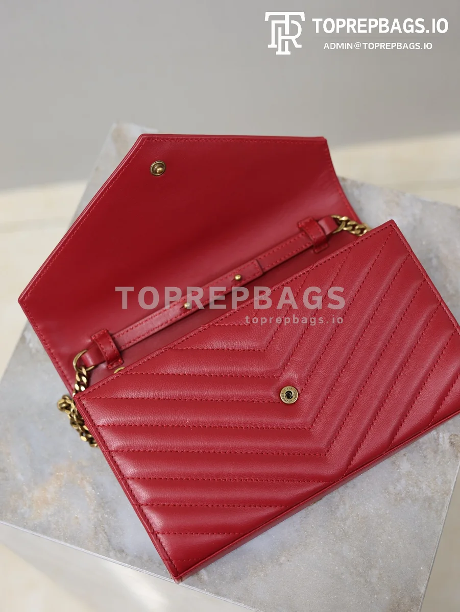 cmp_i1767778511346_133_0_7 YSL Monogram Envelope in Red