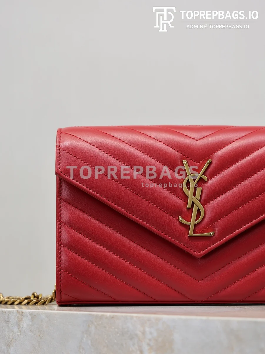 cmp_i1767778511408_9863_0_4 YSL Monogram Envelope in Red