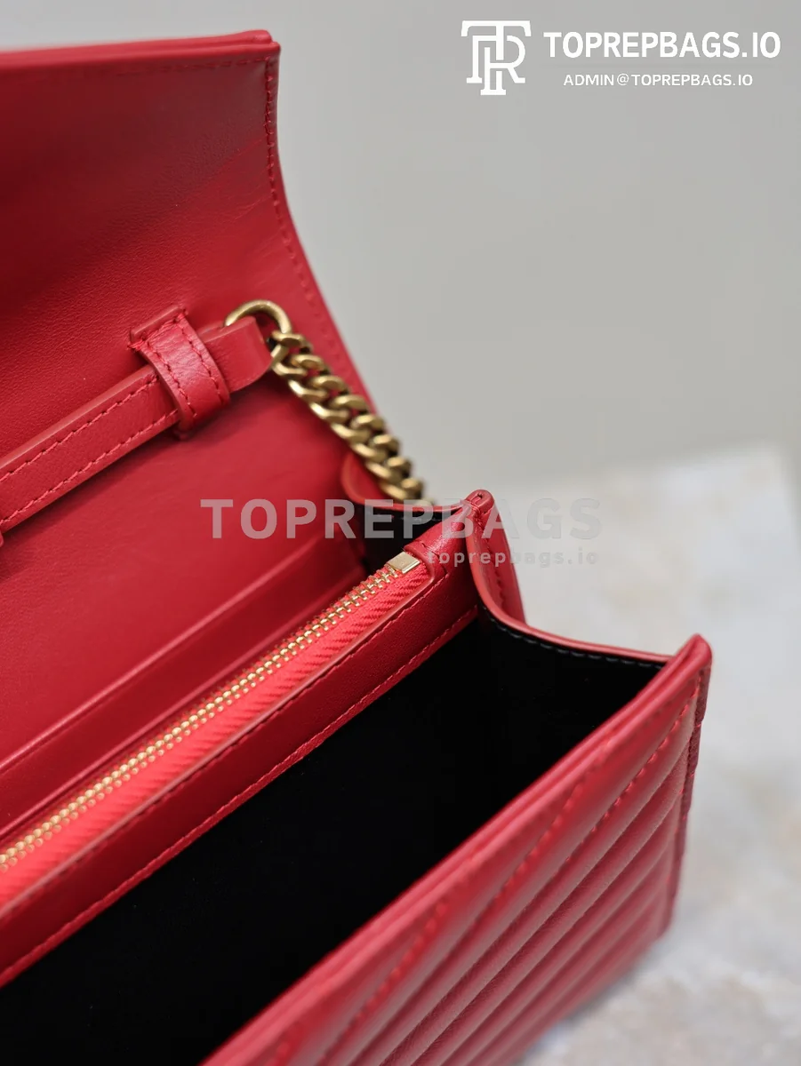 cmp_i1767778547359_3984_0_6 YSL Monogram Envelope in Red