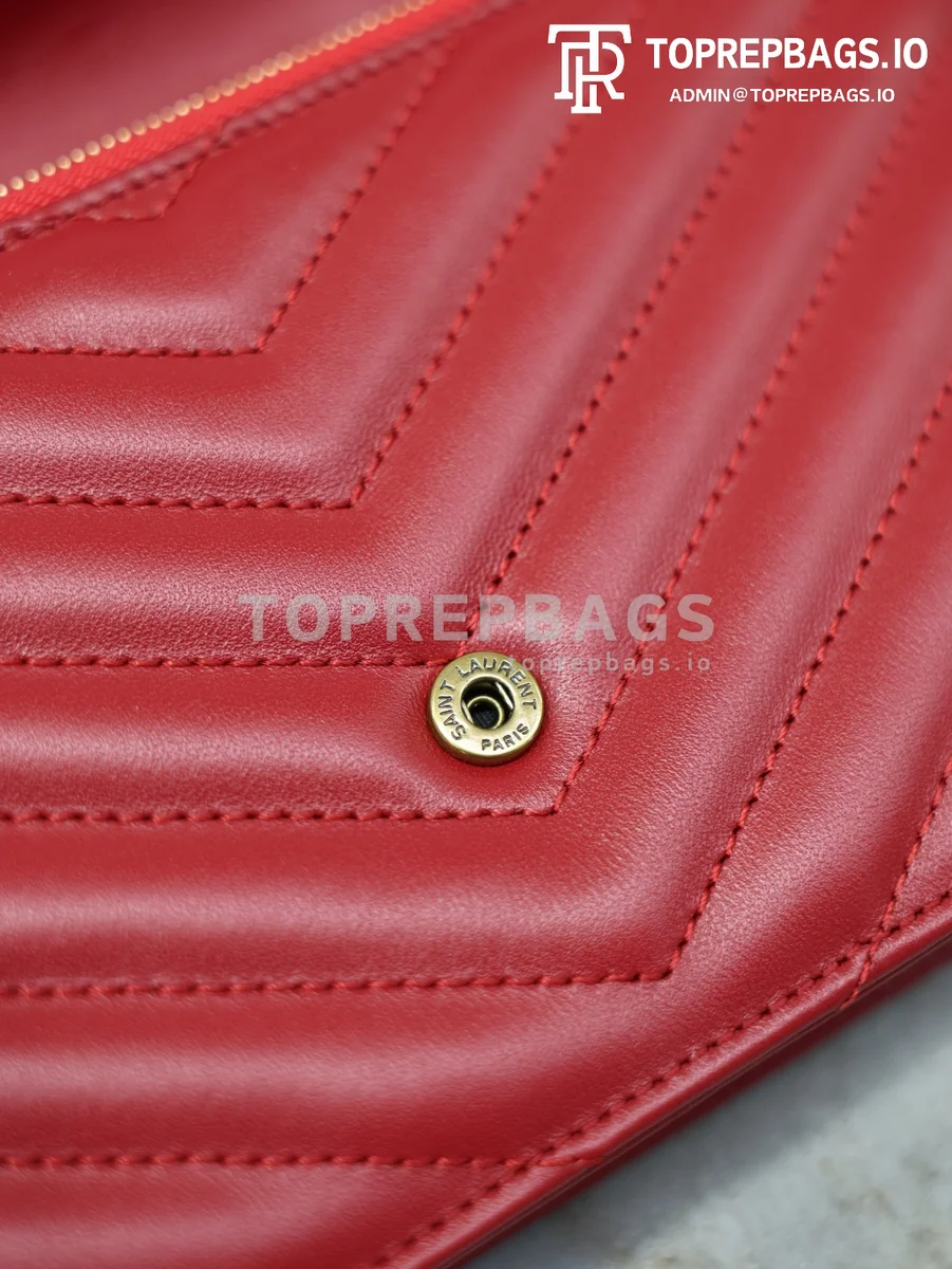 cmp_i1767778742162_5903_0_5 YSL Envelope Wallet On Chain Small in Red