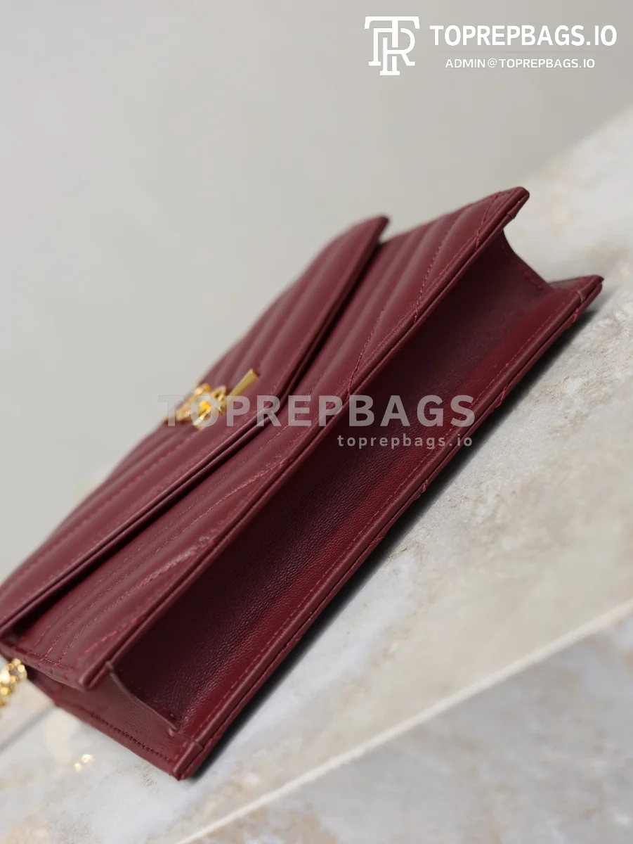 cmp_i1767779185650_1158_0_8 YSL Envelope Small in Burgundy