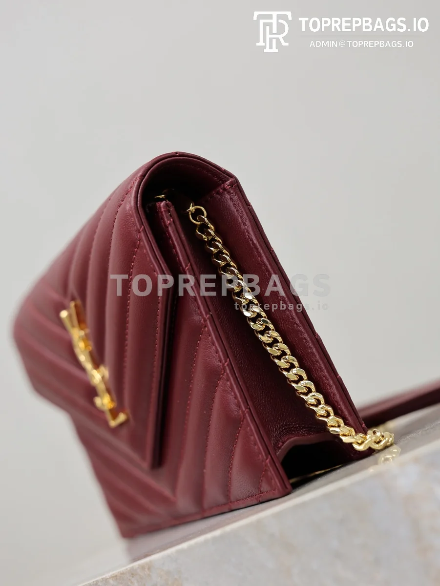 cmp_i1767779188743_6341_0_3 YSL Envelope Small in Burgundy