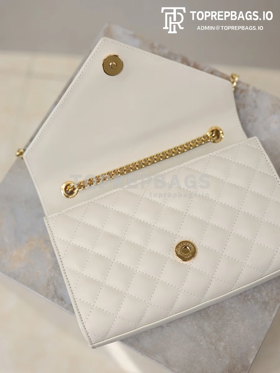 cmp_i1767779823487_5455_0_7 YSL Envelope Small in White