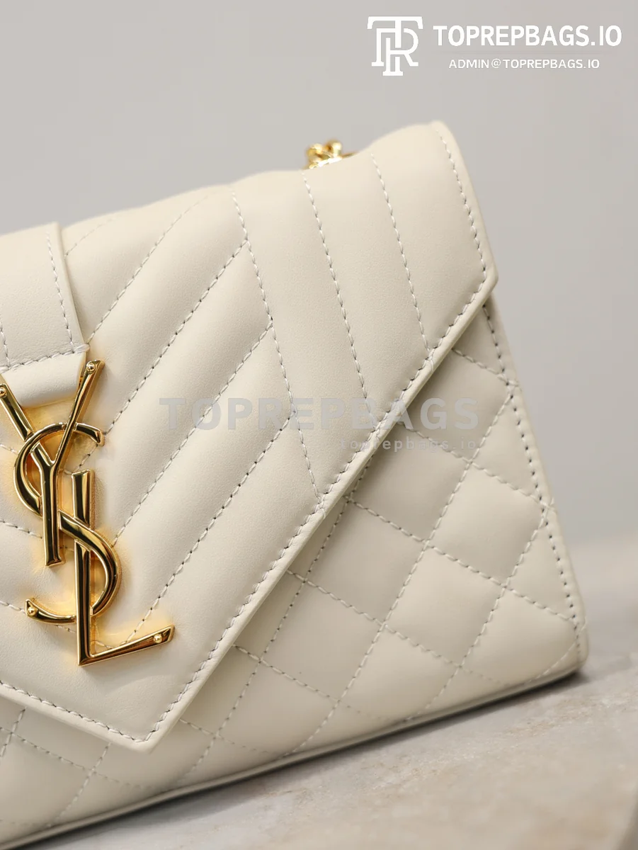 cmp_i1767779854660_2994_0_0 YSL Envelope Small in White